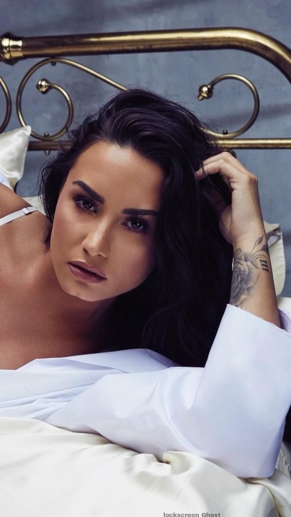 Omar_Smiler95's tweet photo. Happy Lovatic Day 🦁
We love you @ddlovato ❤❤❤
#DemiLovato #LovaticDay #HappyLovaticDay https://t.co/QEMZBYnyjF