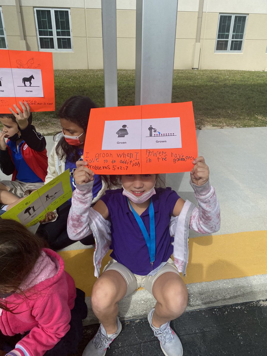 GoldenReadsLGE's tweet photo. LGE Sea turtles had a blast at our literacy parade! https://t.co/4vaMhU4pCn