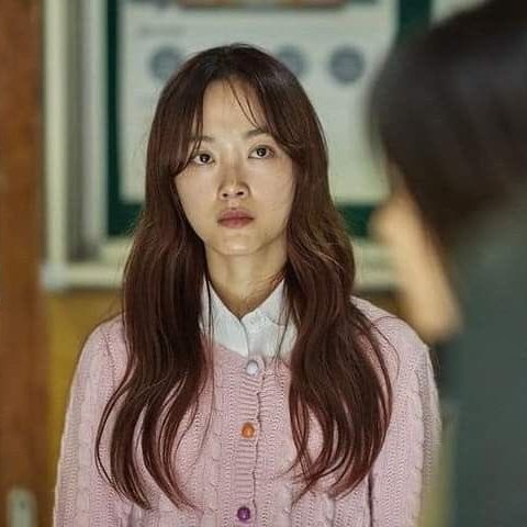 kepbitt's tweet photo. Lee Yoomi's character in #SquidGame: 🥺😭💔
Lee Yoomi's character in #AllOfUsAreDead: 🤬😠😤
#LeeYoomi https://t.co/bCpGl16Dak