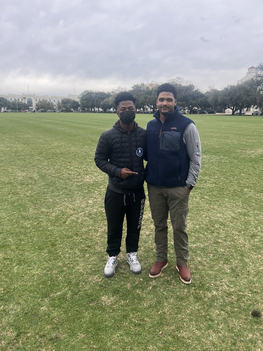 Devin Bull tweet media