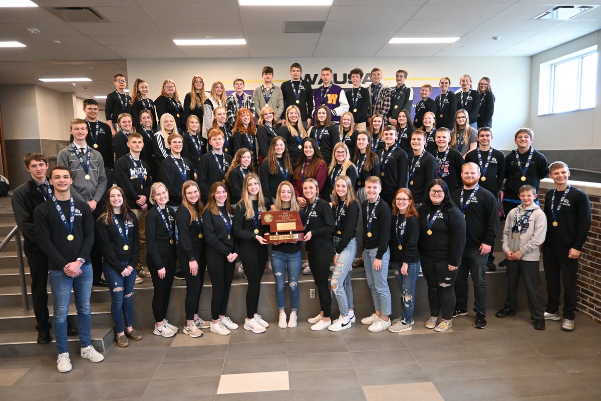 NEadvantage's tweet photo. There's a small pocket in NE Nebraska, where play production dynasties sit on both ends of well-traveled highways and county roads. 

This is their story.

“We make each other better &amp; we support one other behind the scenes.”

Read “Scripted for Success”! https://t.co/ws3gFRqAhG https://t.co/AChTQ0G6Gq
