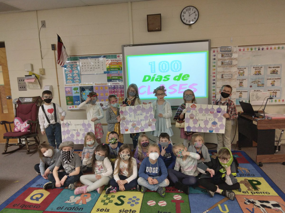 Ana Daniella Peñalba (@_anadaniella) on Twitter photo 100 Días de clases 🥳 Kindergarteners dressed up as they were 100 years old 👵👴 colored 100 things and write about 100 things they wish have, eat and do 🤩 A great day for them and us <a href="/carosmile1221/">carolina.zapata.monsalve</a> #ambassadorteacher #unitingourworld <a href="/ParticipateLrng/">Participate Learning</a> 100 Días de clases 🥳 Kindergarteners dressed up as they were 100 years old 👵👴 colored 100 things and write about 100 things they wish have, eat and do 🤩 A great day for them and us <a href="/carosmile1221/">carolina.zapata.monsalve</a> #ambassadorteacher #unitingourworld <a href="/ParticipateLrng/">Participate Learning</a>
