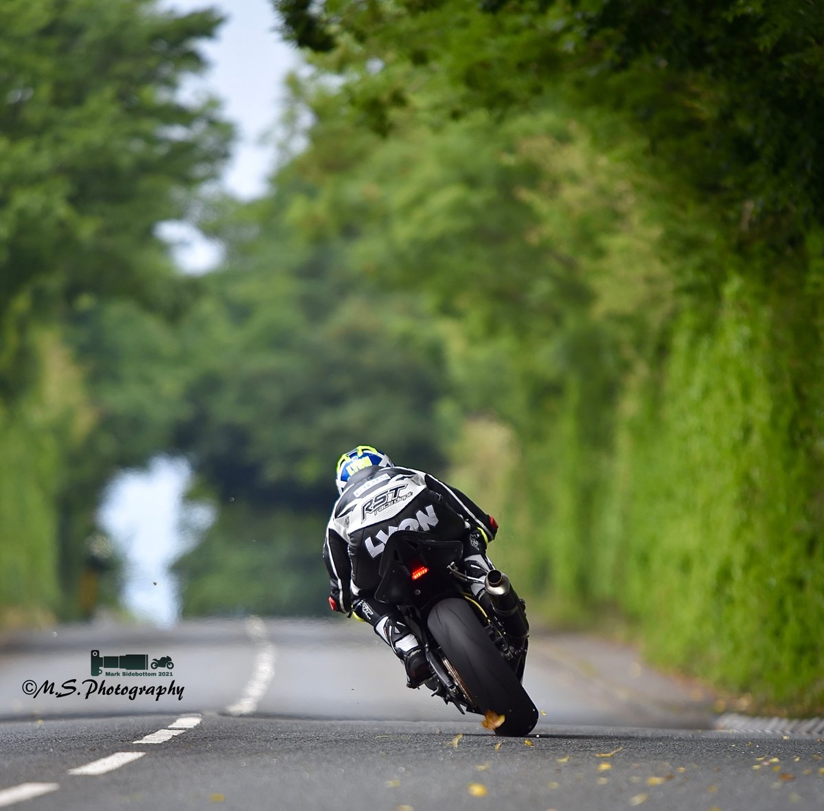 sideyuk's tweet photo. Adam Lyon Supersport TT 2018. A very poignant image he would not come around again after crashing on the Mountain succumbing to his injuries. Race in heavens glory Adam. #Roadwarriorsliveforever https://t.co/9RXHELYEMF