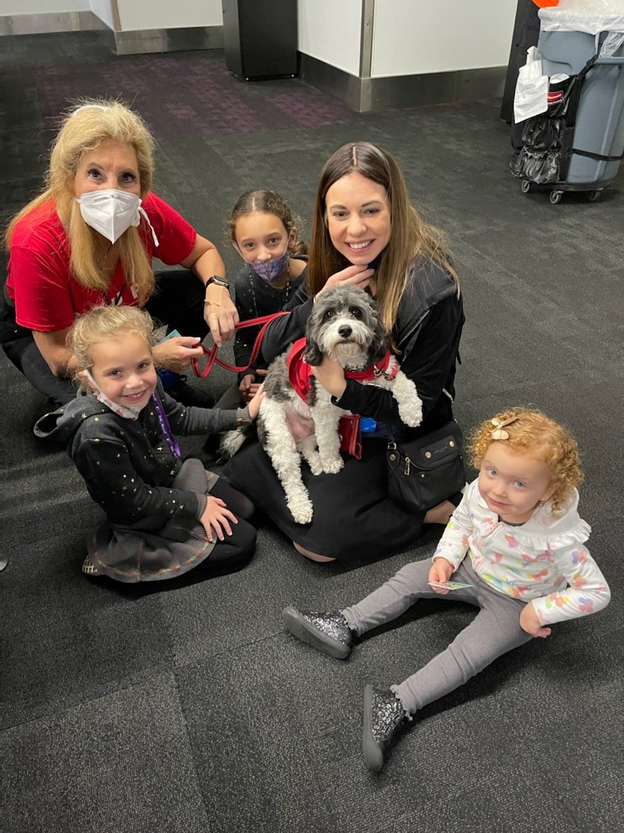 LAX PUP Therapy Dogs tweet media