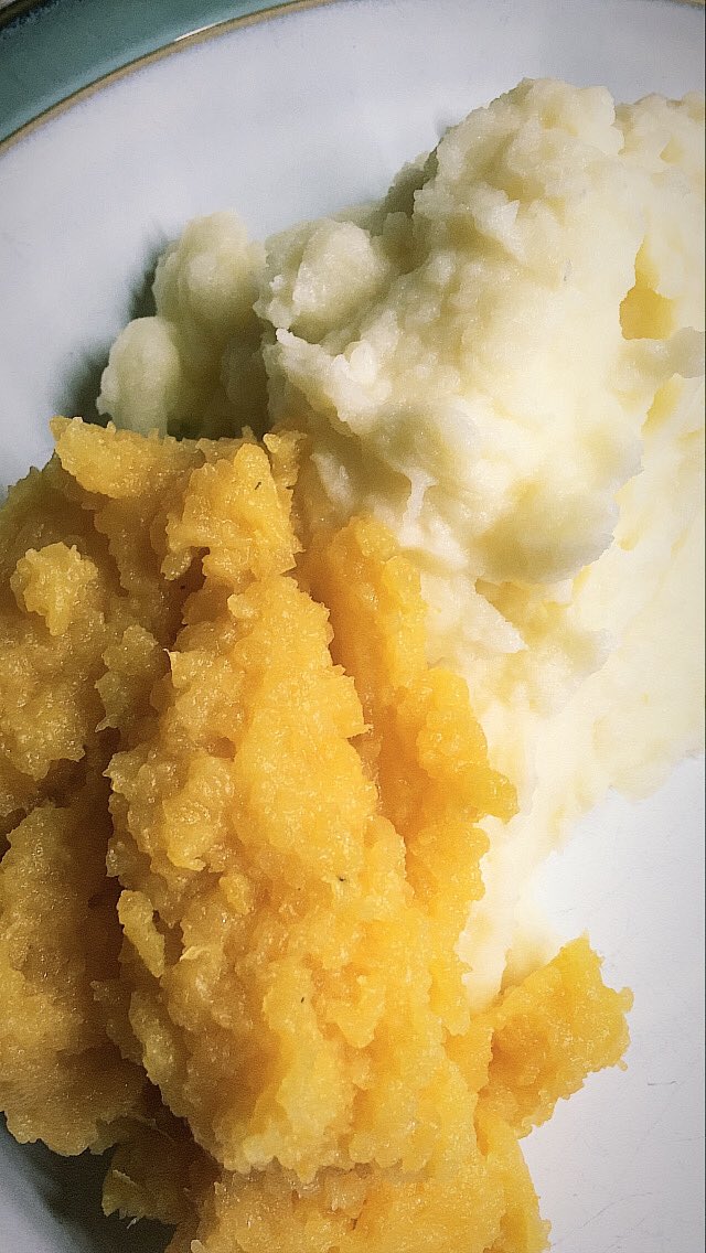 CakelessWonders's tweet photo. Mr @CakelessWonders probably mashes the best neeps and tatties this side of the border! #clapshot #burnsnight2022 #neeps #tatties #haggis https://t.co/qwPAF2HM52