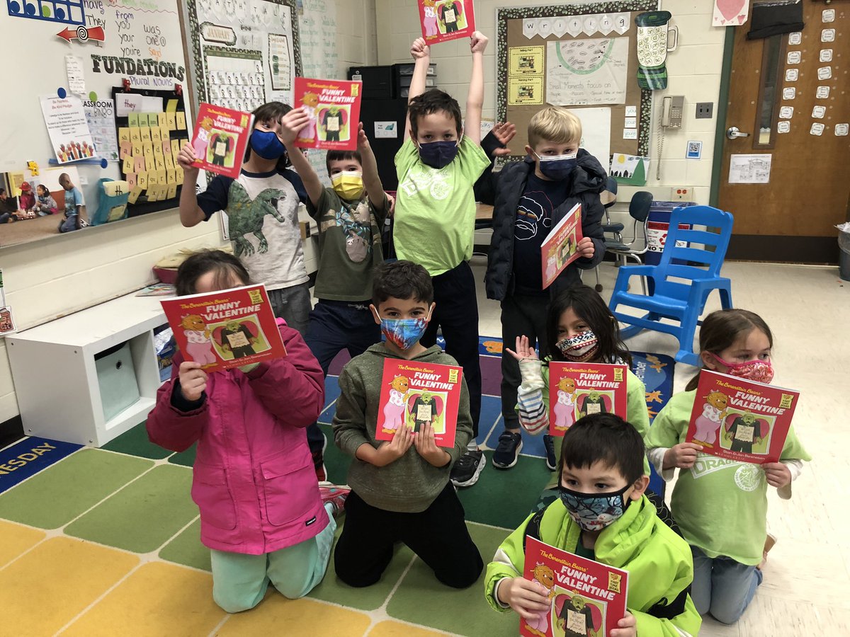 Gave my friends their February gift books a couple weeks early 💕 #ltps #lesltps 📖