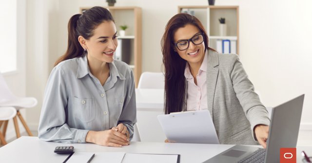 sbobarakis's tweet image. As the talent crisis drags on, #HR leaders can’t offset “The Great Resignation” alone. That’s where technology can play a role. Here are three ways to better support employees, via @OracleCloudHCM. bit.ly/3u3LU6u