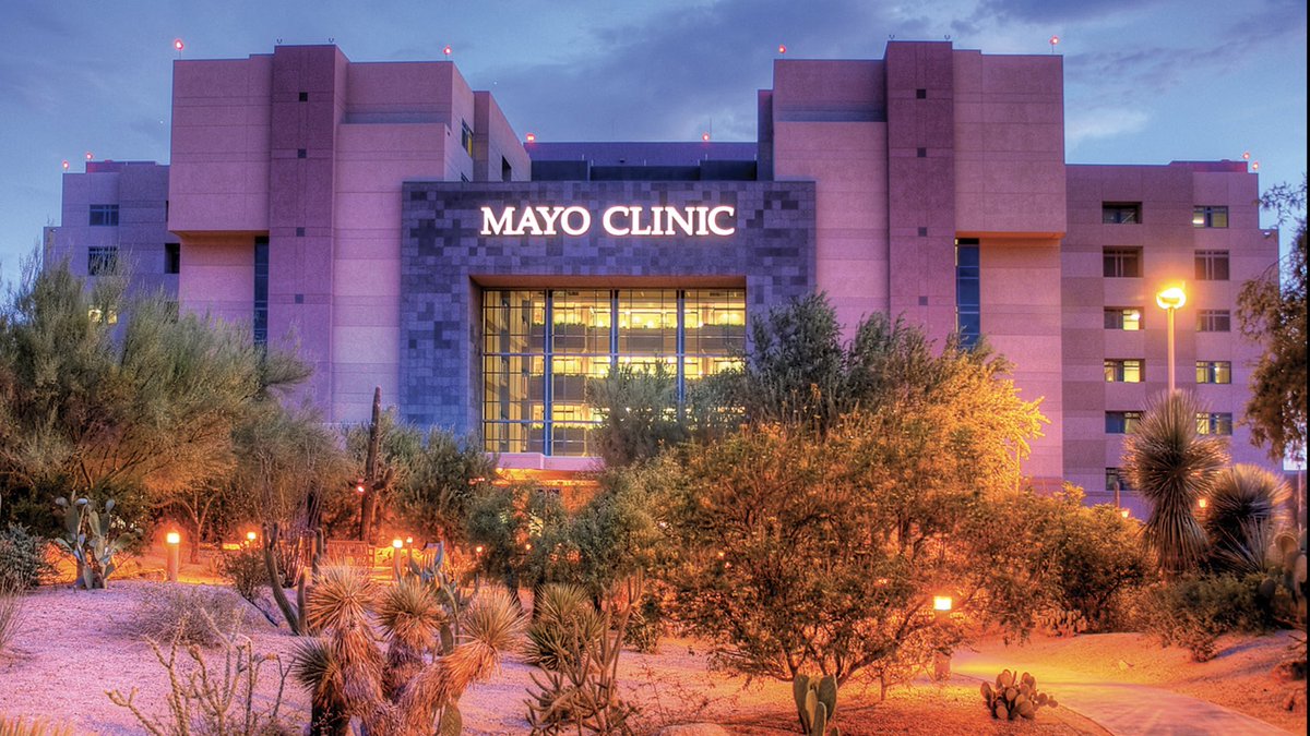 AmyOxentenkoMD's tweet photo. 6/6: The hard work that needs to be in #DEI is not the responsibility of 1 or 2 individuals.๐ซ
In the Department of Medicine at @MayoClinic in Arizona, it is a shared responsibility that we all embrace, boldly!
๐ฉ๐ฝโโ๏ธ๐ฉ๐ผโ๐ฆฝ๐จ๐ฟโโ๏ธ๐๐ฉ๐ฟโโ๏ธ๐ง๐พโ๐ฆผ๐จ๐ฝโโ๏ธ
#SharedValues
#RICHTIES https://t.co/IhjlFiDSOD