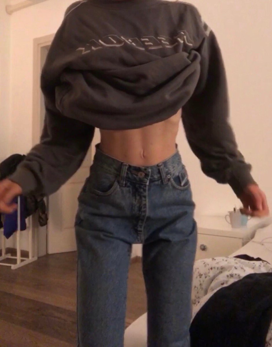 sickgothinspo's tweet photo. https://t.co/69XQkQsAL1