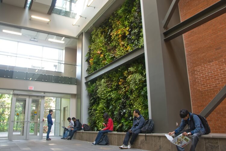 Want to know something cool we're working on? Our sustainable tech event is being planned by our team to highlight clubs at uWaterloo focused on #sustainability. Stay tuned for a big announcement in February!