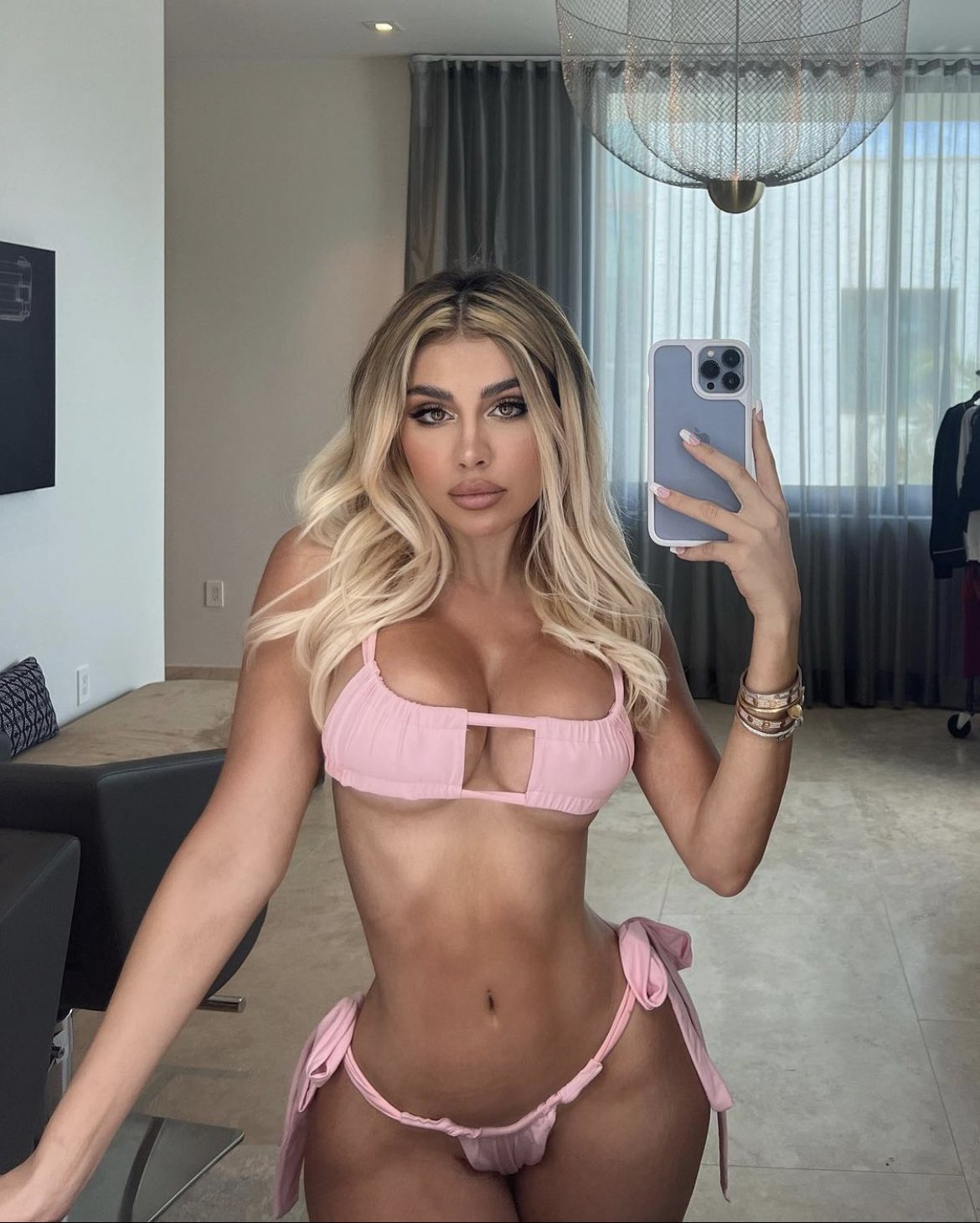 𝑨𝒍𝒆𝒙𝒂 on X: Lexi doll 💖 t.cousqAtMot4x  X