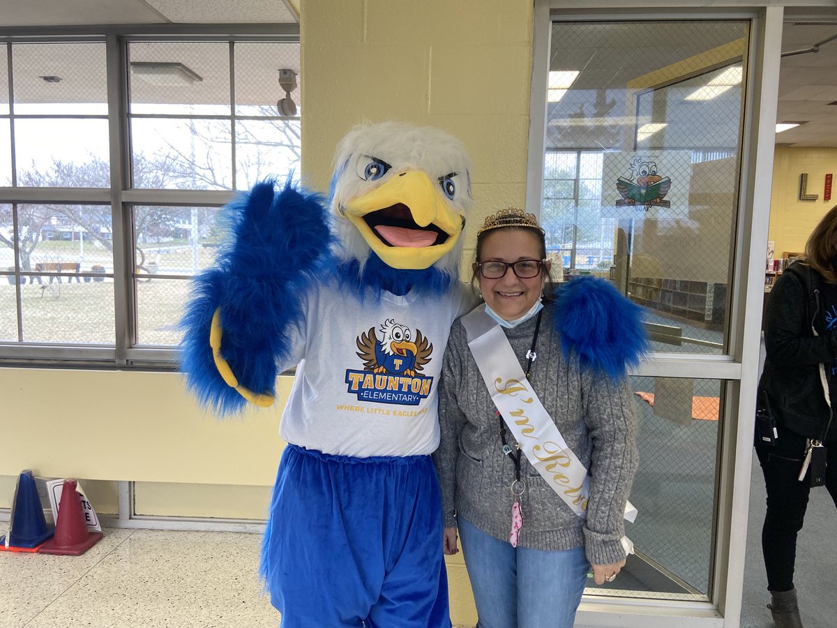 Mrs. Vollrath (@mrsvollrath) on Twitter photo Thank you so much!! The staff, students, & PTA at Taunton School made me feel so special today!! As my new journey begins I will always remember all of you!!❤️ <a href="/HowellTwpTauntn/">Taunton Elementary</a> <a href="/HowellTwpK8/">Howell Township K-8</a> #retirementbegins Thank you so much!! The staff, students, & PTA at Taunton School made me feel so special today!! As my new journey begins I will always remember all of you!!❤️ <a href="/HowellTwpTauntn/">Taunton Elementary</a> <a href="/HowellTwpK8/">Howell Township K-8</a> #retirementbegins