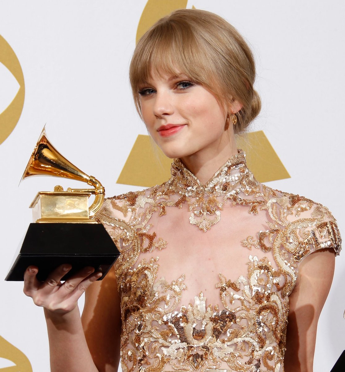 TheSwiftSociety's tweet photo. ‼️| @TaylorSwift13's nominations have been updated on #GRAMMYs website. https://t.co/7K6sp35pZ7