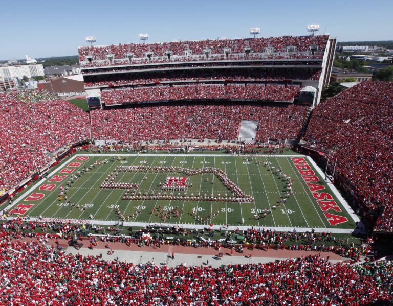 Blessed to have received an offer to play football at the University of Nebraska! Thank you to the Nebraska coaching staff for the opportunity and to all of my coaches for their hard work! Go Big Red!🌽🔴⚪️