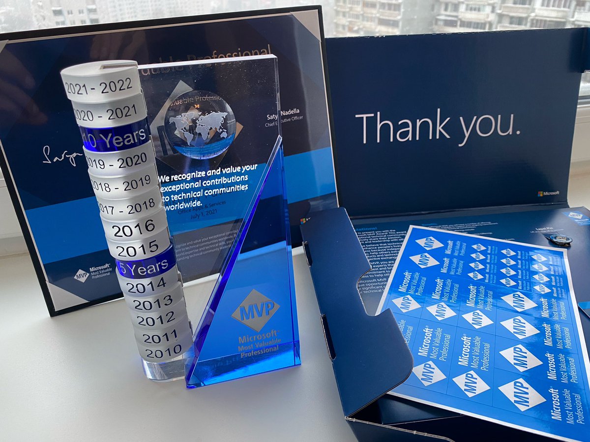 planeta_excel's tweet image. Из Microsoft прислали посылочку - поздравляют с присвоением статуса Most Valuable Professional (MVP) по Excel в этом году - уже 13-й год подряд ✌️Однако, места для шайбочек уже не осталось - наверно больше не дадут 😁 #mvp #microsoft