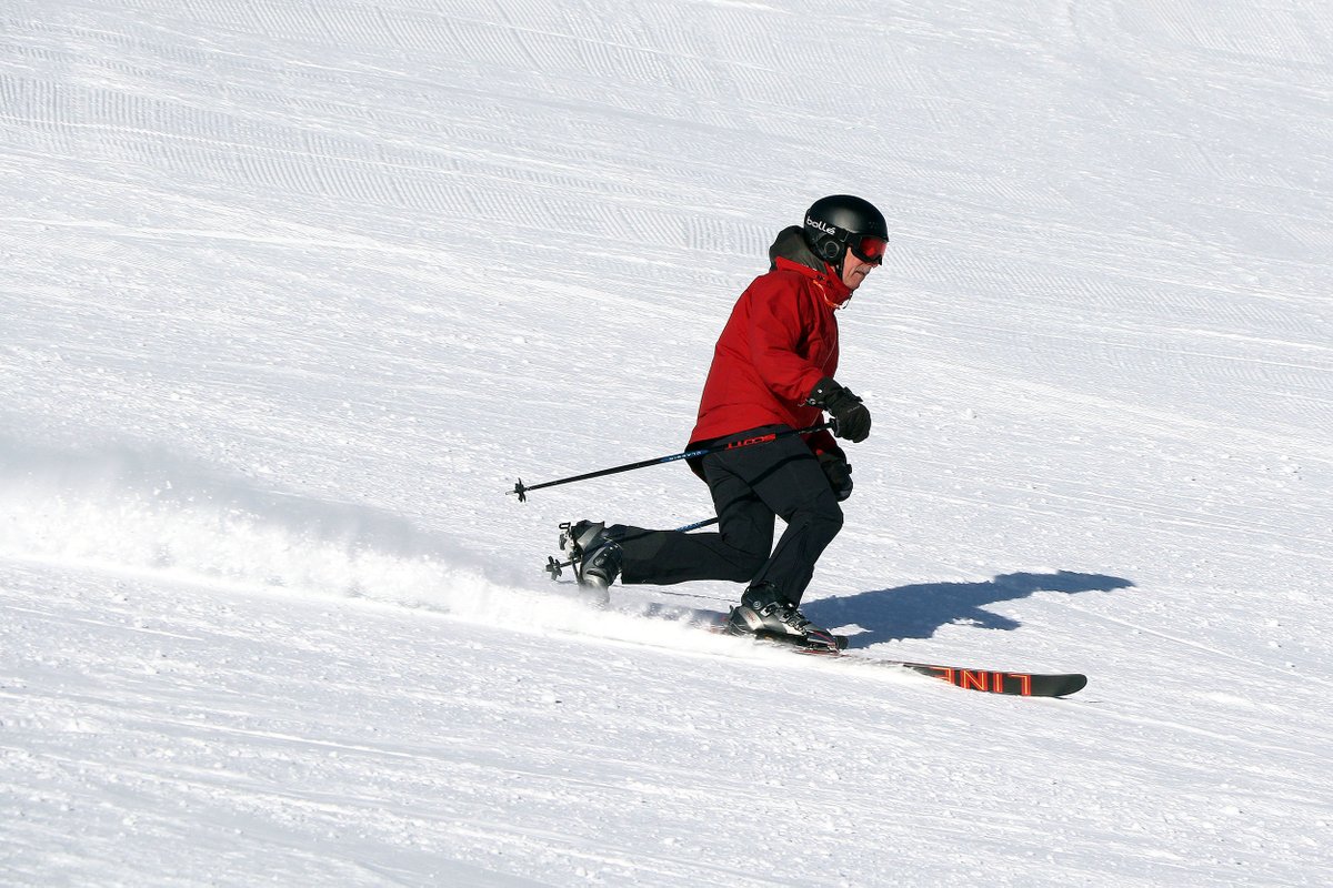 1-28-2022 More Blue Sky - Fantastic Corduroy &amp; Fun Times at Ski Lookout Pass! Come Join us for a fun weekend! 
#OptOutside #PNWSkiAndSnowboard #VisitIdaho #SkiIdaho #VisitMontana #18Winters #SkiMontana
