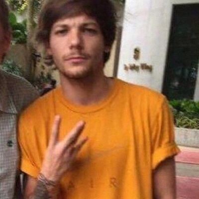 ltskzthv's tweet photo. Ahora sí terminé mis votos del día de hoy
I vote #Louies for #BestFanArmy #iHeartAward https://t.co/0OYDqiWjFz
