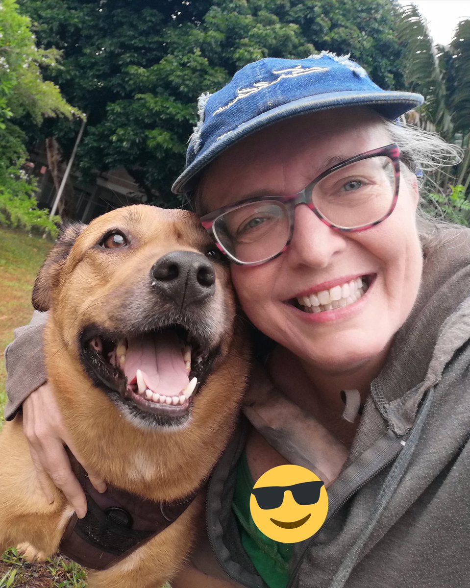 ladydebidebz1's tweet photo. Pawfies with My Gal...๐๐๐๐๐
#CosWeCan
#SillySaturday
#CrazyGals
#GottaLoveMaddieMoo https://t.co/sv1CZmNkgH