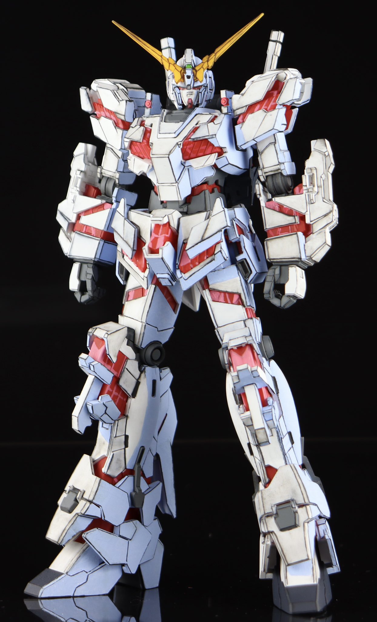 今日 Rt Epoten2 Hguc 1 144 ユニコーンガンダムデストロイモード 完成しました 今回はガンプラ凄技テクニックを参考にイラスト風模型に挑戦しました 作ってみてわかりましたが やはりプロの方は凄いです ３枚目は簡単に組んだユニコーンと比較です