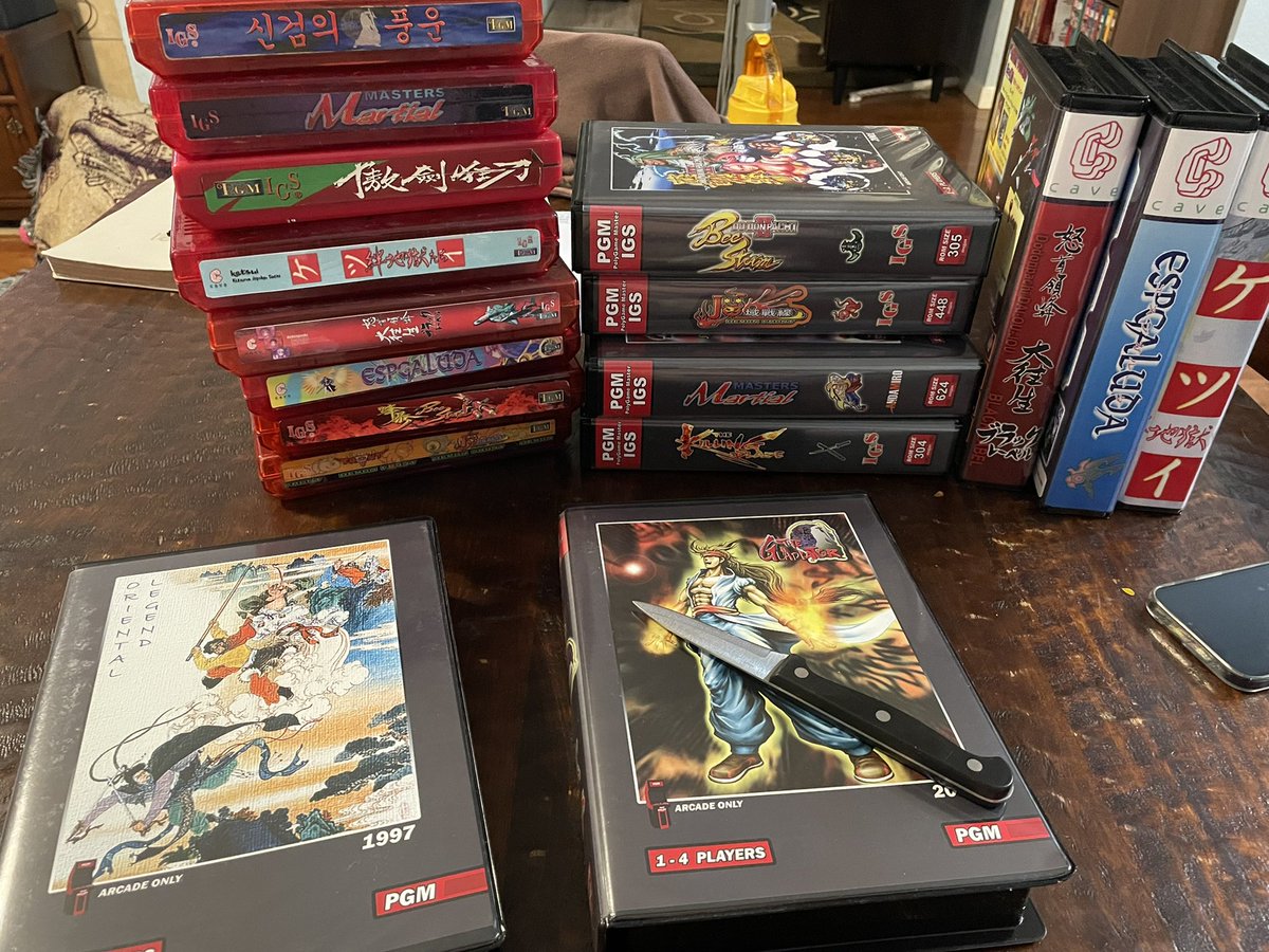OutdateRef's tweet photo. Ordered some cheap damaged #shockbox then trimmed them to fit the #igs #pgm #cartridges. https://t.co/d3MIL4YmCn
