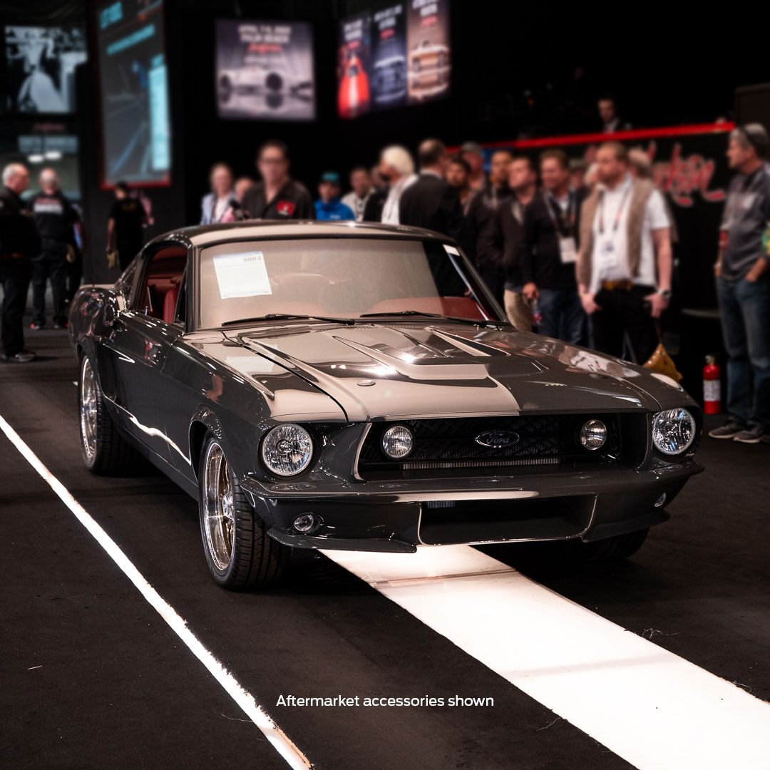 FordMustang's tweet photo. Sold! Sold! Sold! $1,000,000 for the @STARSambulance Foundation `68 #FordMustang 427 Fastback.

@Barrett_Jackson #BarrettJackson https://t.co/e3drjbzH89