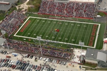 Extremely blessed to say that after a great call with Coach <a href="/TonyPetersen17/">Tony Petersen</a>  I have received an offer from Illinois State University🔴🟡 #RollBirds <a href="/akorzo1/">Adam Korzeniewski</a>