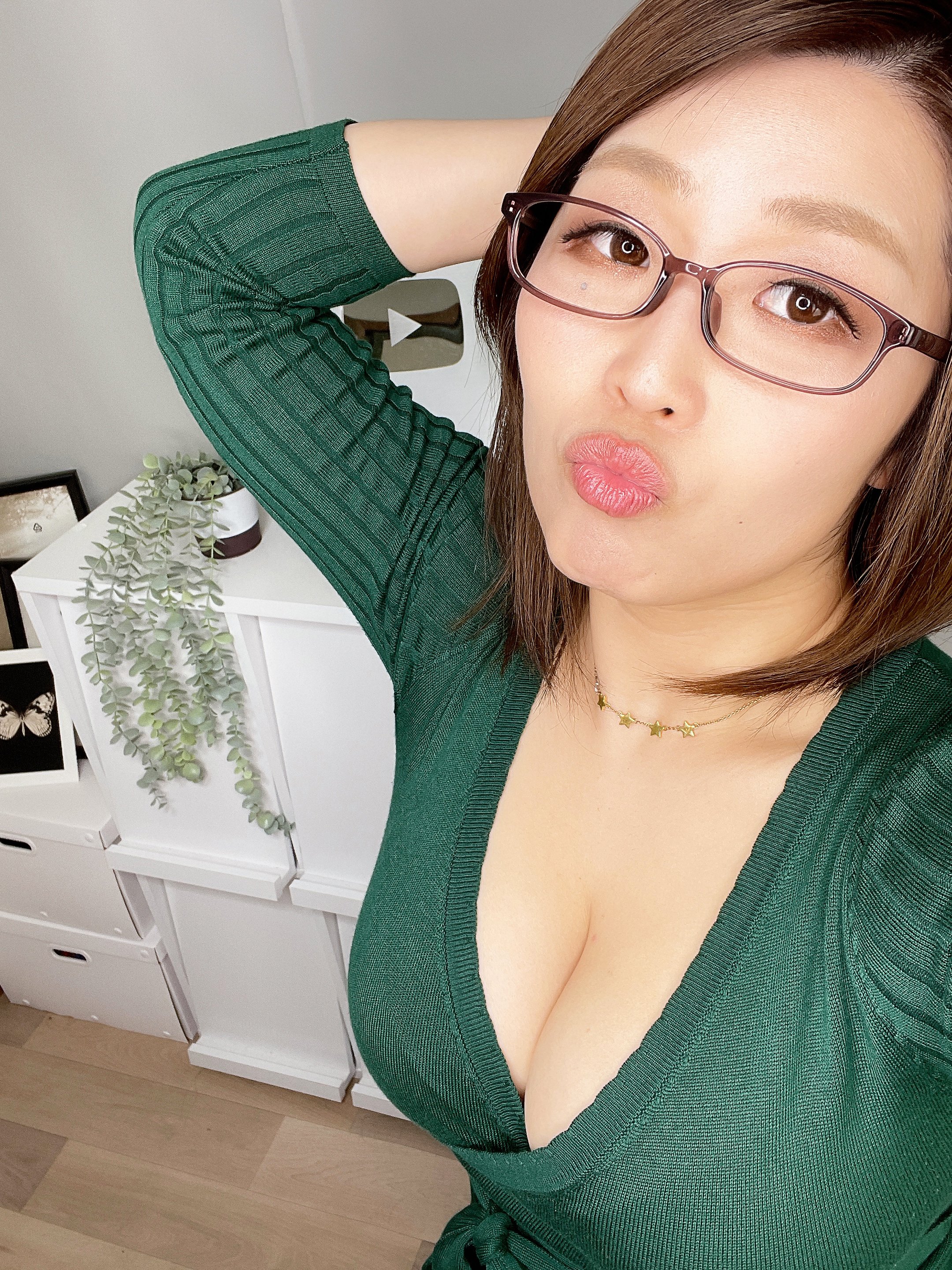 津崎まみ　エロ 気になる人に避けられる理由 １、本当に嫌いな場合 ２、好き避け  話しかけても明らかに態度が悪かったり嫌そうな雰囲気を出している場合は、残念ながら嫌われている可能性大  好き避けの場合は、他の人と話していると普通なのに、自分が ...