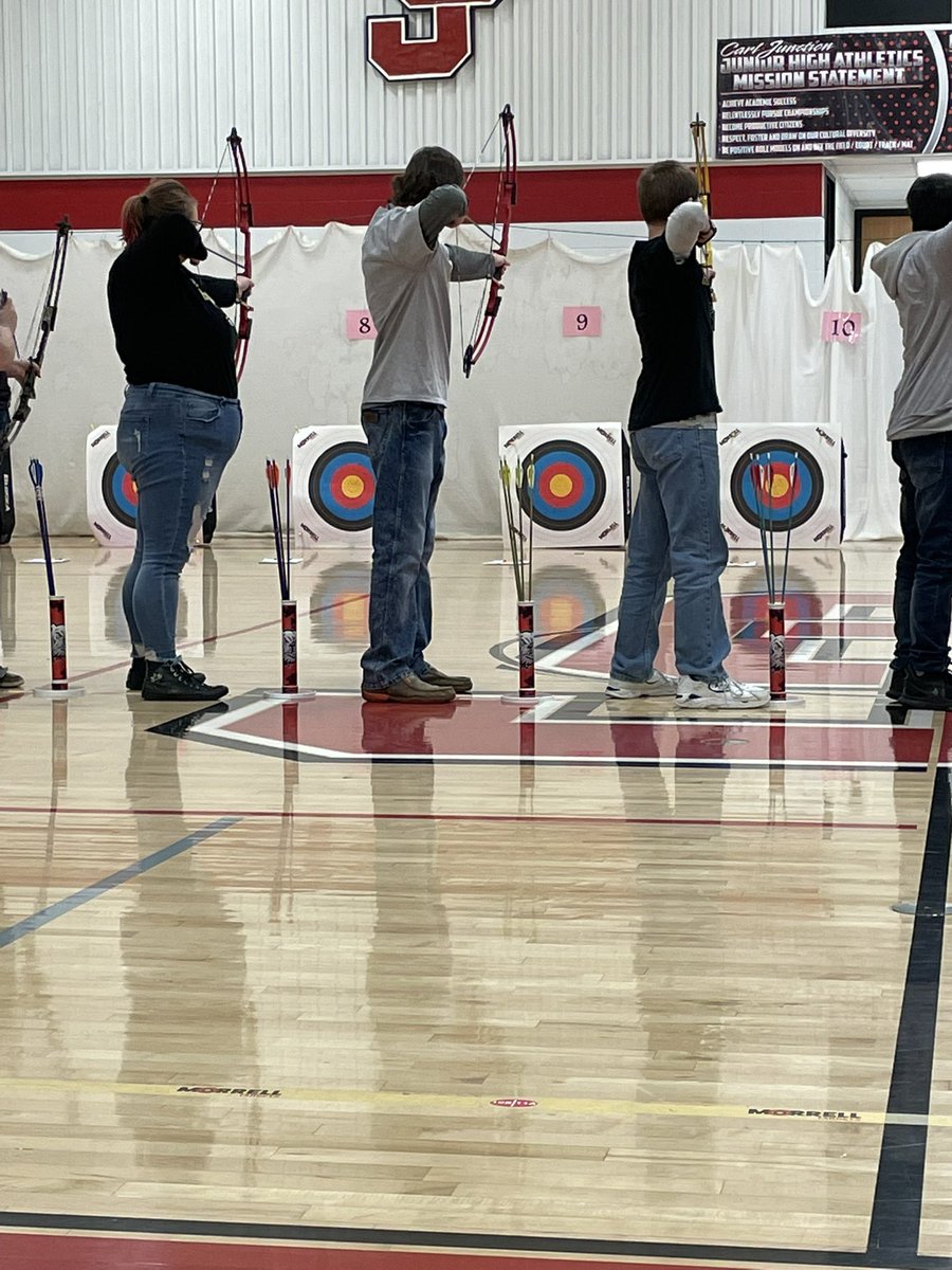 NHSArchery's tweet photo. First Archery Tournament at Carl Junction tonight. Lots of learning (and fun)!@NeoshoHS @NeoshoAD https://t.co/N9Ve47gajj