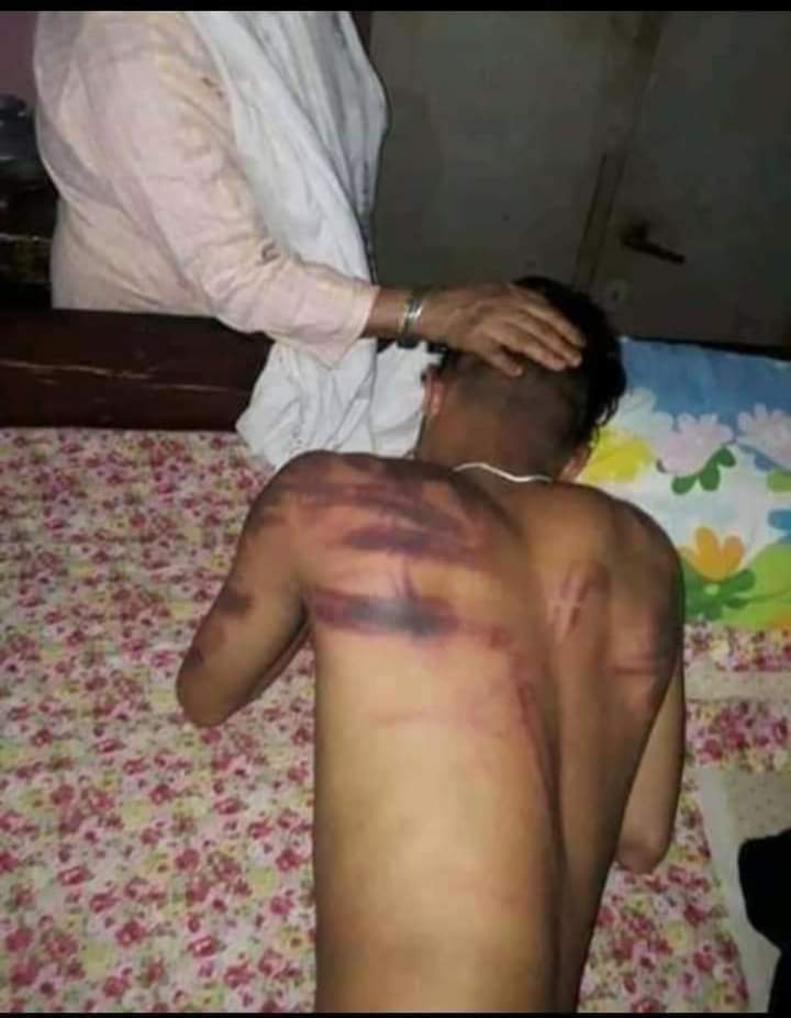 imRasheed_uddin's tweet image. शुक्रिया कहना मोदी जी से के नौकरी मांगने गया बच्चा जिंदा बचकर आ गया