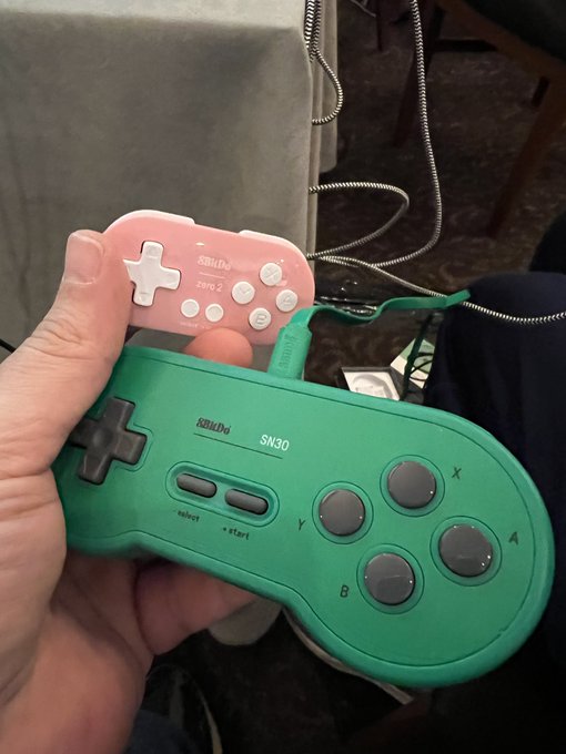 Watch Alex Jebailey's leaked NSFW photo on TwXstars