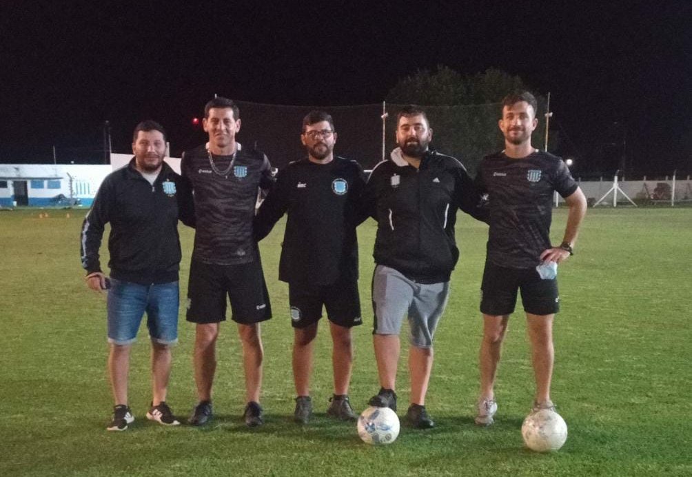 El cuerpo técnico estará formado de la siguiente manera:
Director técnico: Leandro Romero
Ayudantes de campo: Gonzalo Irungaray y Gonzalo Almirante
Preparador físico: Juan Palacios
Entrenador de arqueros: Walter Escándalo