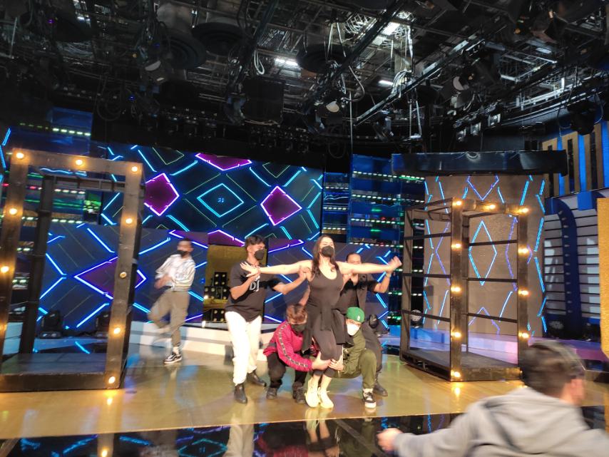 itsShowtimeNa tweet picture