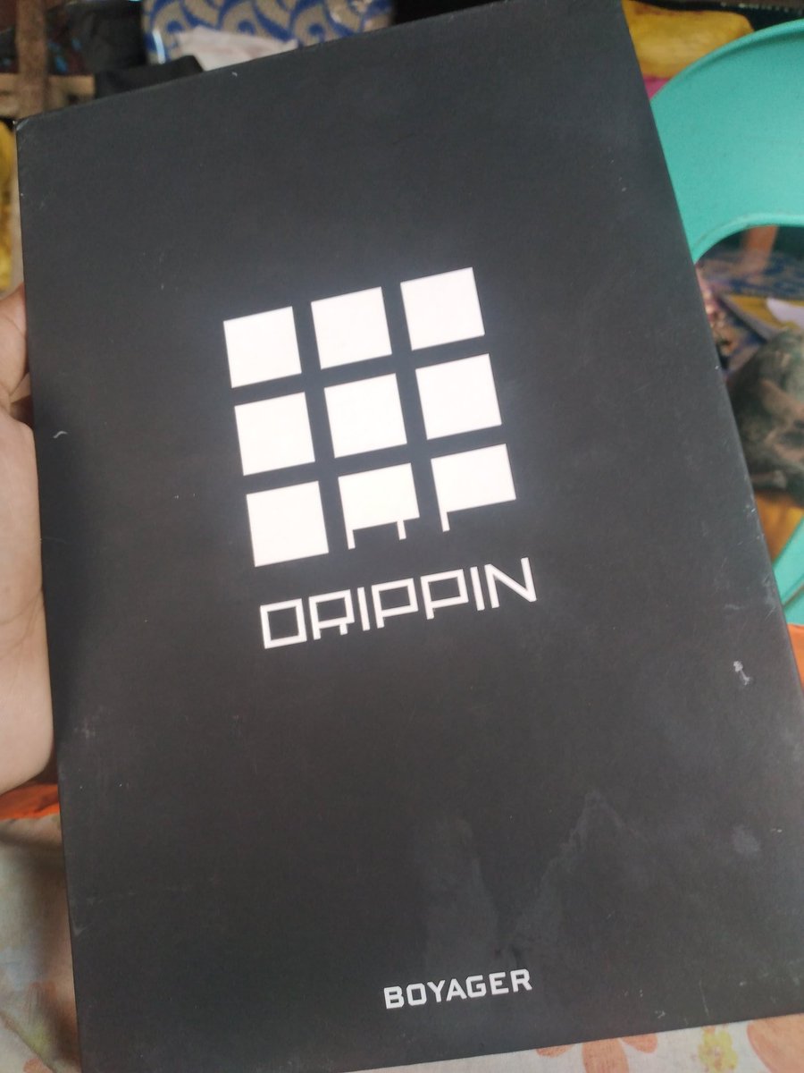 injeolmieswtrj_'s tweet photo. Already received yay! Matagal na to kaso ngayon lang nakafeedback kase busy po, pasensiya. Free album po siya and omggg maganda siya! Thank u po  @saebinKshopPH__ more budols to come po! 
#FromSaebin https://t.co/J5wtG91V6w