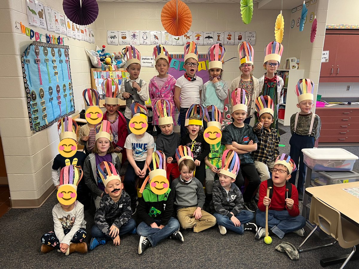 hartmankinder's tweet photo. Happy 100th Day if School from your local Kindergarten grandmas and grandpas!! #rprhinos https://t.co/jhlJd21P3d