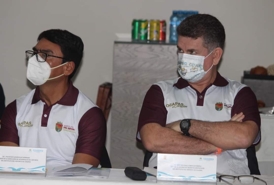 IndeporteChis's tweet image. La titular del #IndeporteChiapas estuvo presente en la Reunión Regional del #Sinade en Cancún, donde los 5 directores que conforman la región VIII acompañados de directivos de la #Conade, tomaron importantes decisiones de cara a los procesos selectivos a #nacionalesconade2022.