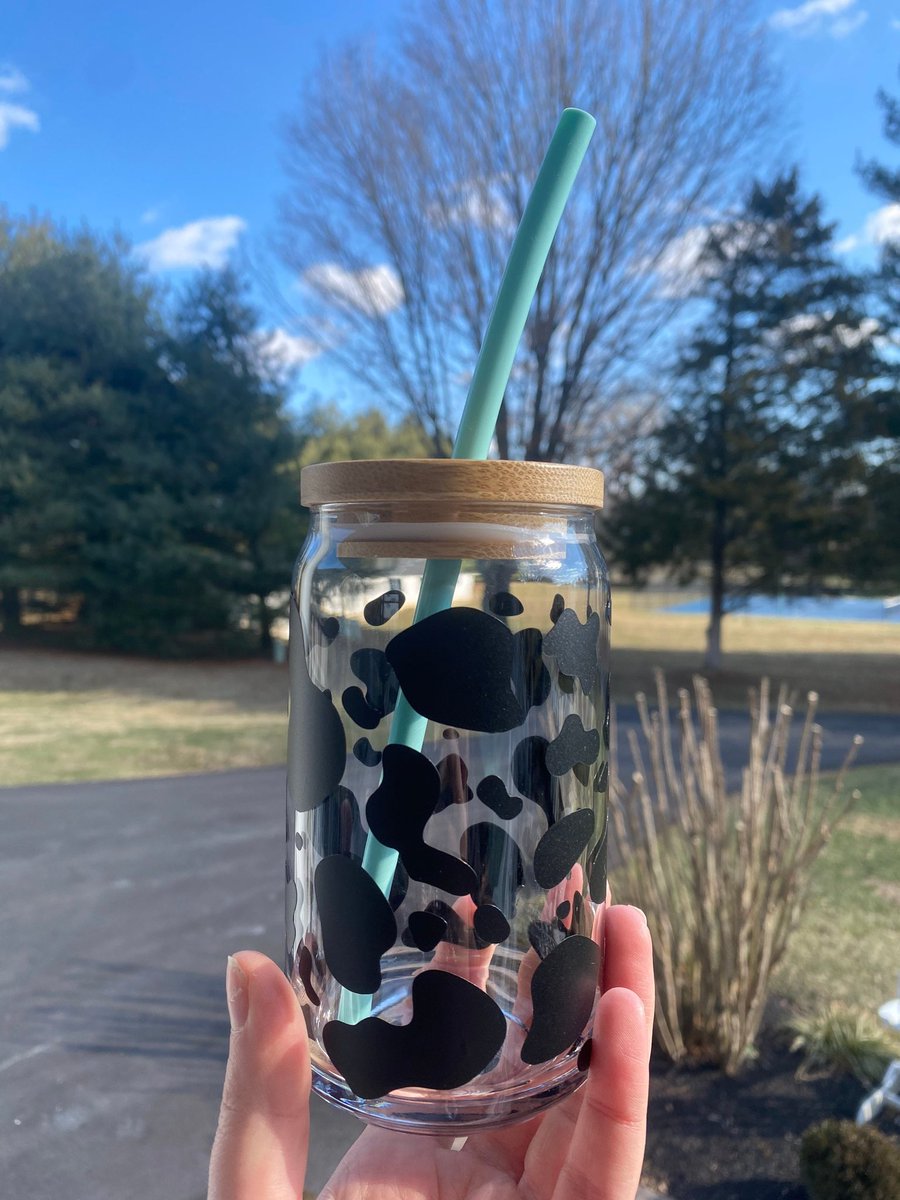 issiibella's tweet photo. Excited to share this item from my #etsy shop: Ye’Haw 16 ounce Libbey Glass #cowprint #coffeecup #glass #handmade  https://t.co/xC5SaKczIK https://t.co/7ZSBQVoMSW