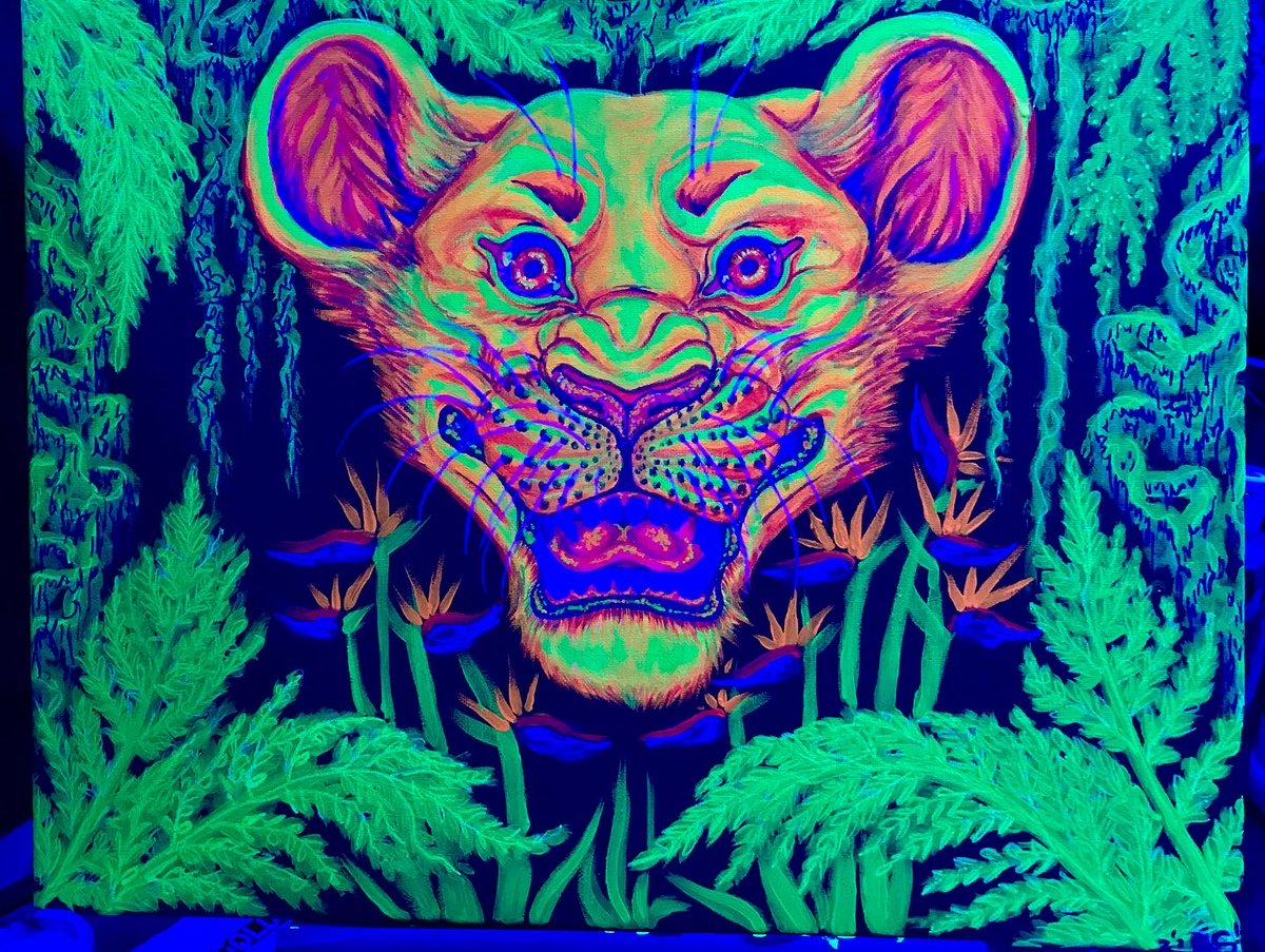 Finished! Just gotta varnish in a few days, #lioness #blacklight #traditionalmedia #painting