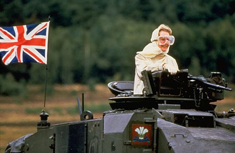 diogenese_says's tweet photo. @BBCNews Will he fit through the tank turret?
#r4today #OperationSave https://t.co/rqIvKvZOtO