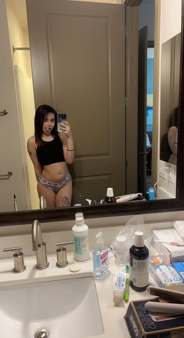 🤪💕 https://t.co/W7wIBjs3zI<a href="/tag/cute"class="tags"><span>#cute</span></a><a href="/tag/feelingmyself"class="tags"><span>#feelingmyself</span></a><a href="/tag/onlyfans18"class="tags"><span>#onlyfans18</span></a>