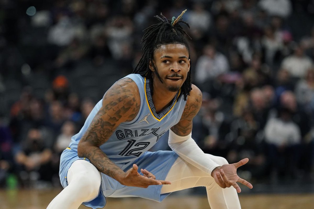 KraftzzHoops's tweet photo. JA MORANT tonight….. 30 points 10 Rebounds 10 Assists 5th straight 30 point game and the best PG in da league 👀🔥 https://t.co/x4NzMLIZ3X
