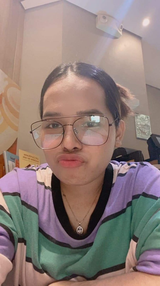 tapsilogs__'s tweet photo. specs 😎 #joevin #hyunjae https://t.co/LKImN8ZkAE