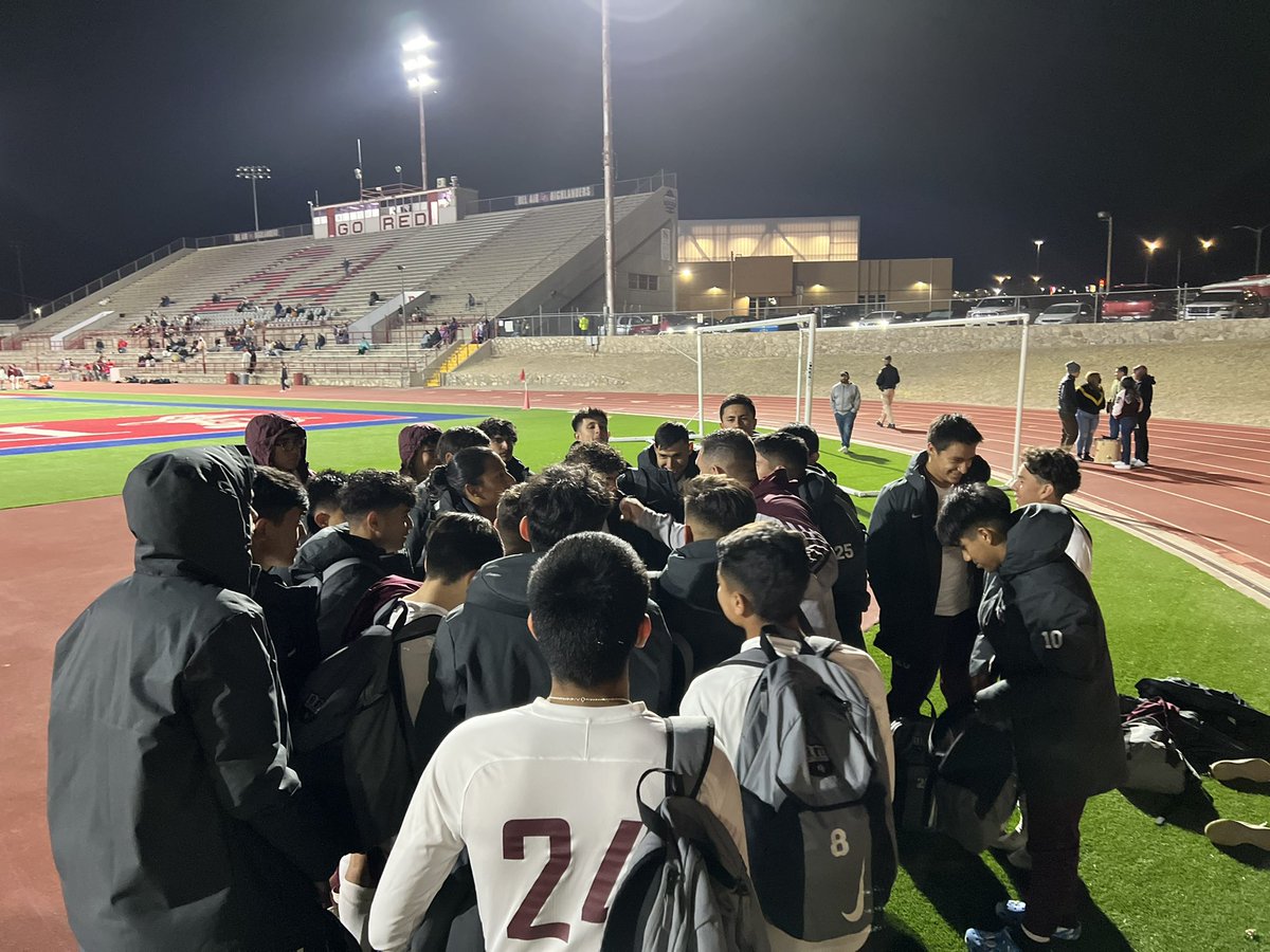 Great Win for the <a href="/YHSMENSOCCER/">Ysleta HS Men’s Soccer</a> 1-0 over Bel Air!
Goal by <a href="/ariass_11/">Angel Arias</a> ⚽️
Keep up the good work boys! 
@LethalSoccer <a href="/50_50Pod/">The 50/50 Podcast ⚽️🎙</a> <a href="/Fchavezeptimes/">Felix Chavez</a> <a href="/Prep1USA/">PREP1</a> <a href="/YsletaSports/">Ysleta HS Athletics</a> <a href="/YsletaHS/">Ysleta HS</a> <a href="/ysletafootball/">Coach Martinez</a> <a href="/coachrgarcia/">Coach Garcia MBA</a> <a href="/enevarez99/">enevarez</a>
