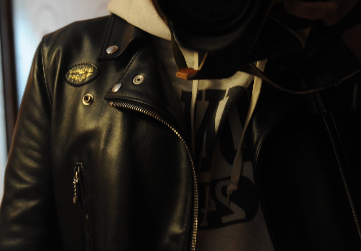 jpnps's tweet photo. ルイスレザーが我が家にやってきました！！
LEWIS LEATHERS タイトフィットライトニング [ホースハイド]　38 https://t.co/PBrOCbQeiJ