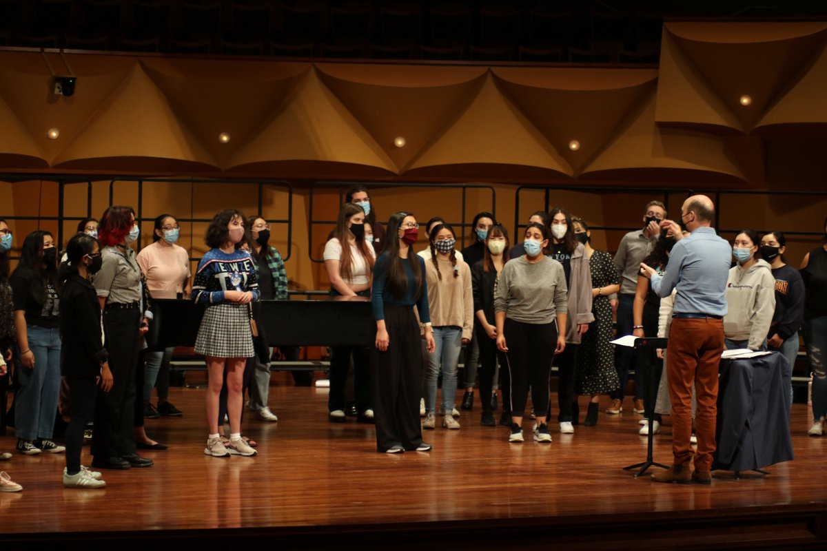 CSUFMusic's tweet photo. #CSUFTitanVoices in rehearsal Fall 2021

#CSUFMusic #CSUF #music #musicmajorlife https://t.co/0zHaWXadr1