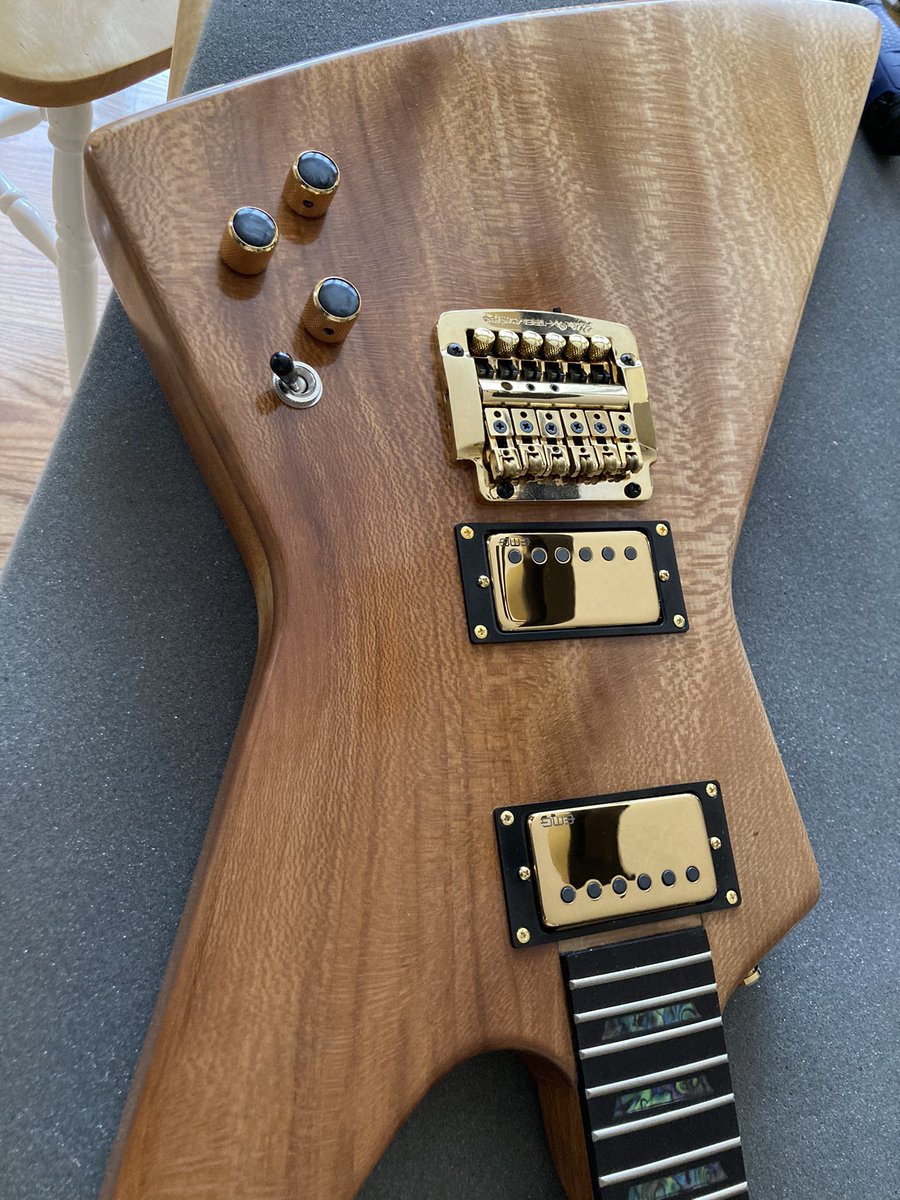 JoshO_PRC's tweet photo. Hey @JBONAMASSA I created this over the COVID lockdown. I like it better than my Gibson and my litigation era Ibanez les Paul.  What are the odds you’d give it a test in Durham 3/22/22? I’ll be in the 3rd row and can hand it to you😆. That’s a natural quarter sawn sycamore top https://t.co/dxv9NTbXRv