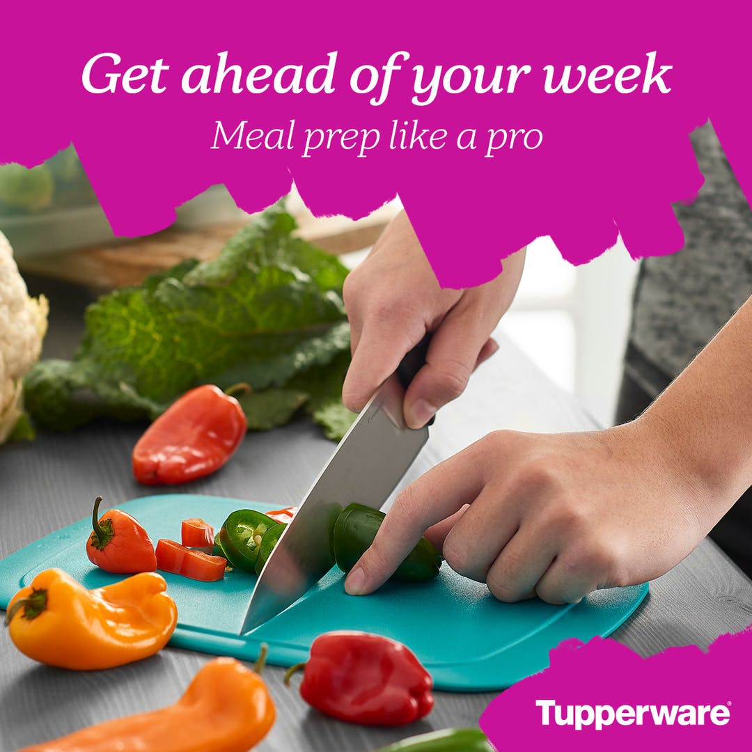 Ptowndiva503's tweet photo. Universal Series Chef Knife &amp; Fridge Stackables Cutting Boards - Slice, chop and serve Essential kitchen prep tools
 #TheTuppersnappers #Tupplife #livingmybestlife 
https://t.co/eFkXCjM2UK https://t.co/411JKA2yt5