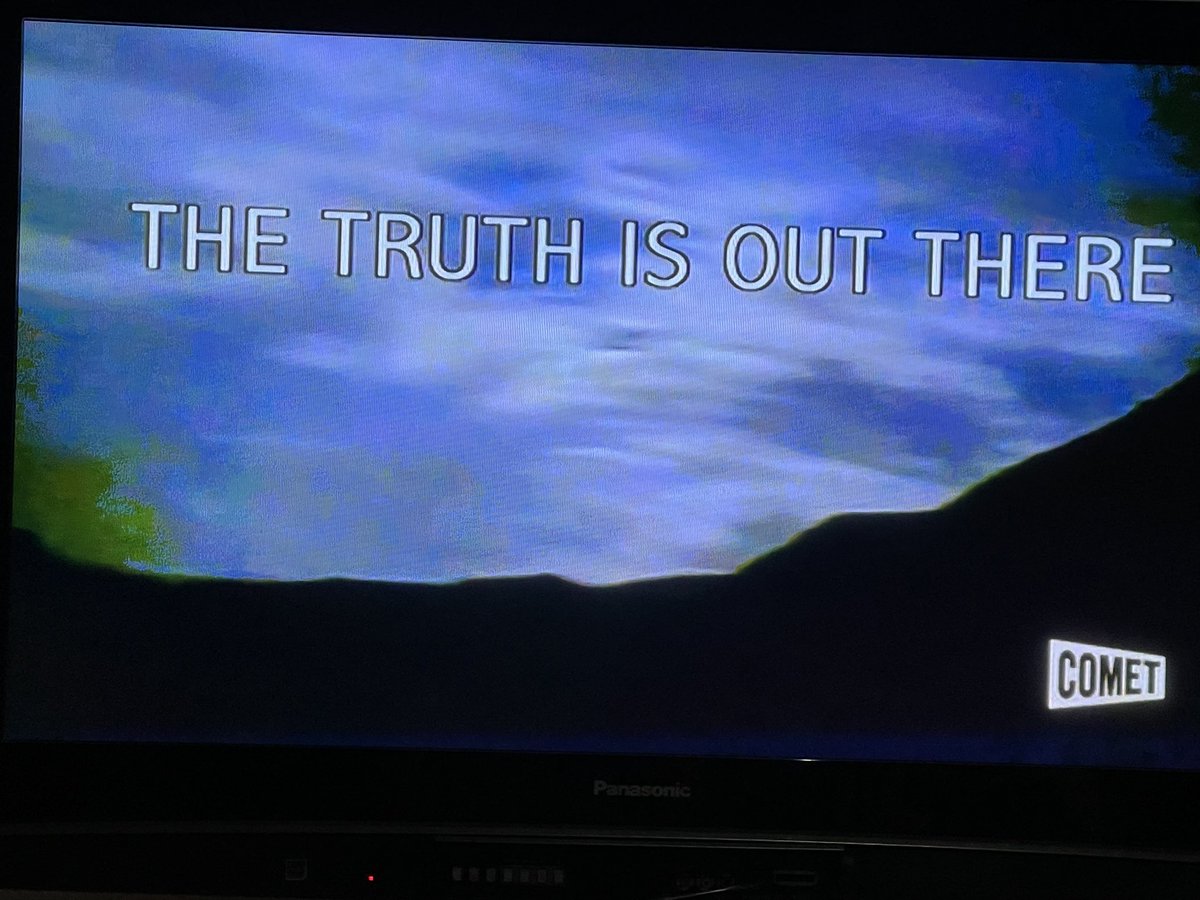 backupflakattak's tweet photo. Wife comes downstairs and says, “I started watching a show I think you’d like. It’s X-File-ish.”
She turns and looks at what I’m watching. The X-Files.
#IWantToBelieve #GenXFiles https://t.co/61b0CTCeSc