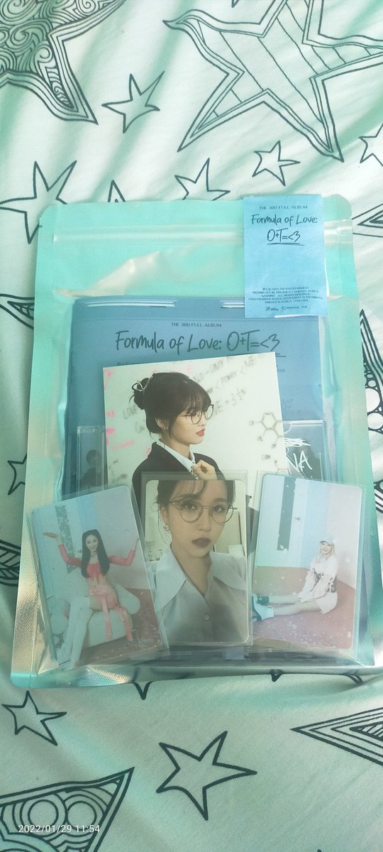 CHAENGIMJYEO's tweet photo. ๐ ; ๊ฐ #ryxmails ๊ฑ
My TWICE FOL Result File Version arrived today ! Thank you @koreancrazeph for giving my parcel extra protection ๐ฅฐ May pabaon pang dalawang photocard kaya worth talaga ๐ https://t.co/qL7Daq5TtF