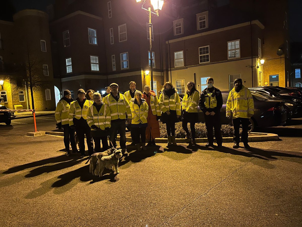 This week our Dickens Heath Street Watch members were inducted with the help of <a href="/StreetWatchWM/">StreetWatch West Midlands</a>. We are always keen for new members to help out so please get in touch if you wish to join us! 

#StreetWatch #DickensHeath #Solihull  #WMP #NeighborhoodWatch
