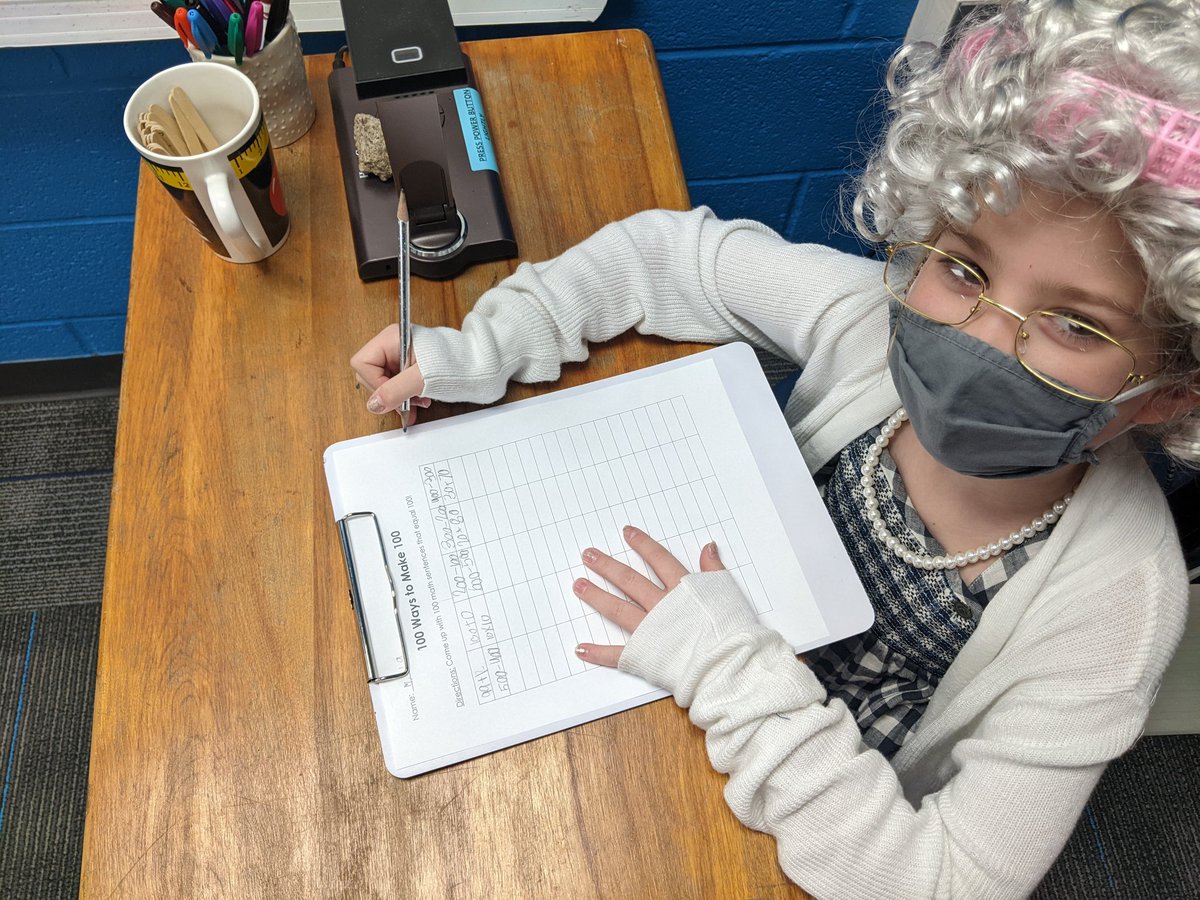 MrsAscanio's tweet photo. Celebrated the 100th day of school with some 100 themed math centers! I'm so proud of how much these kiddos have learned in the past 100 days! https://t.co/ra8lYkQ63P